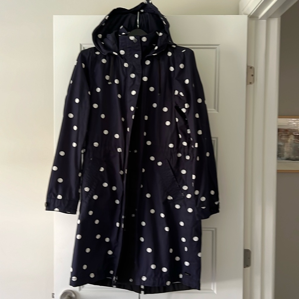Hooded Trench coat navy blue and white polka dots size medium. Knee length